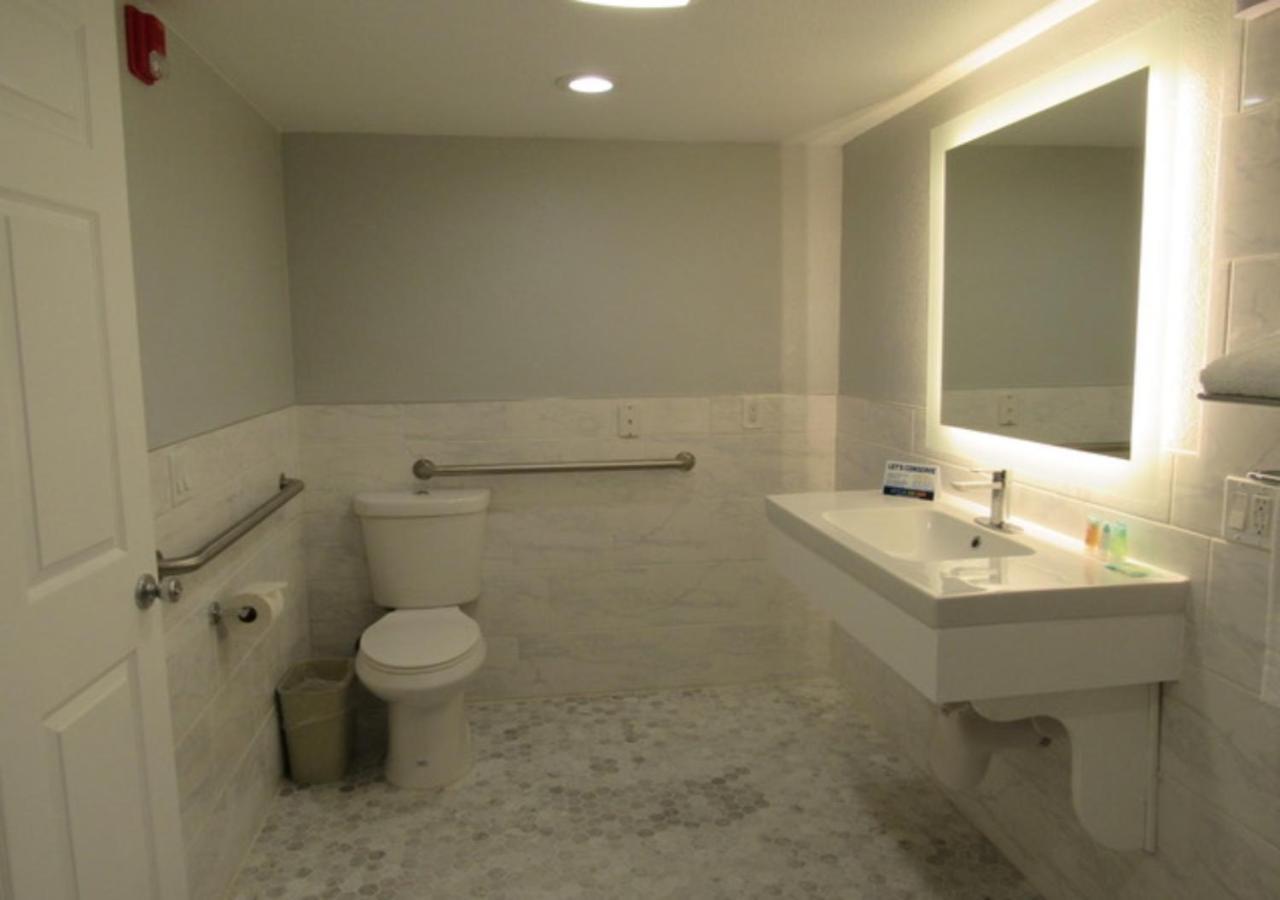 Capri Suites 애너하임 외부 사진