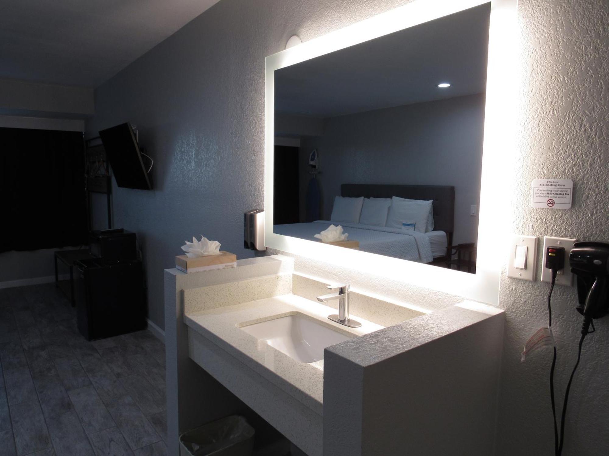Capri Suites 애너하임 외부 사진
